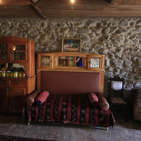 Chateau Bruale Tkhilistskaro Esterno foto