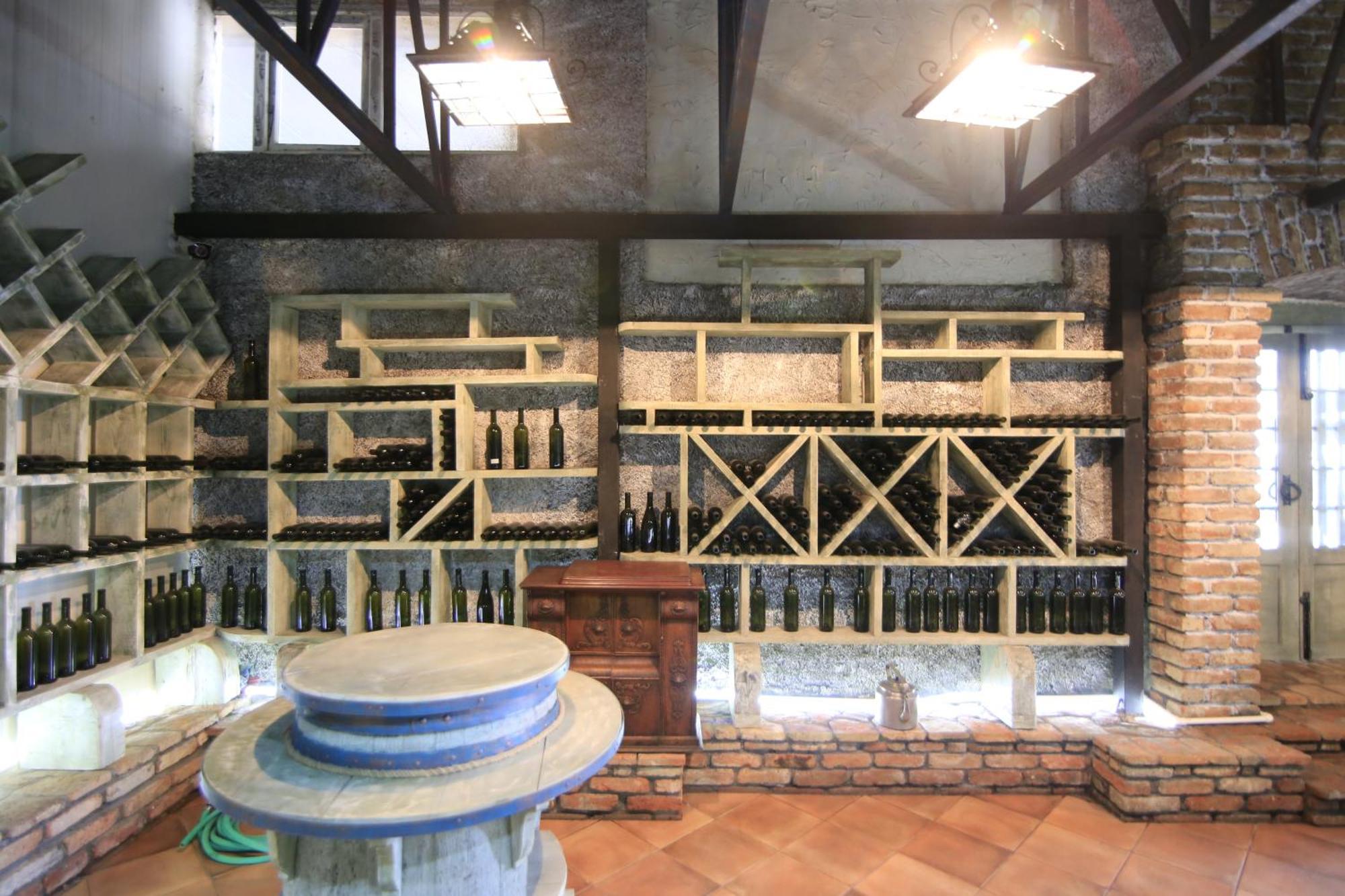 Chateau Bruale Tkhilistskaro Esterno foto