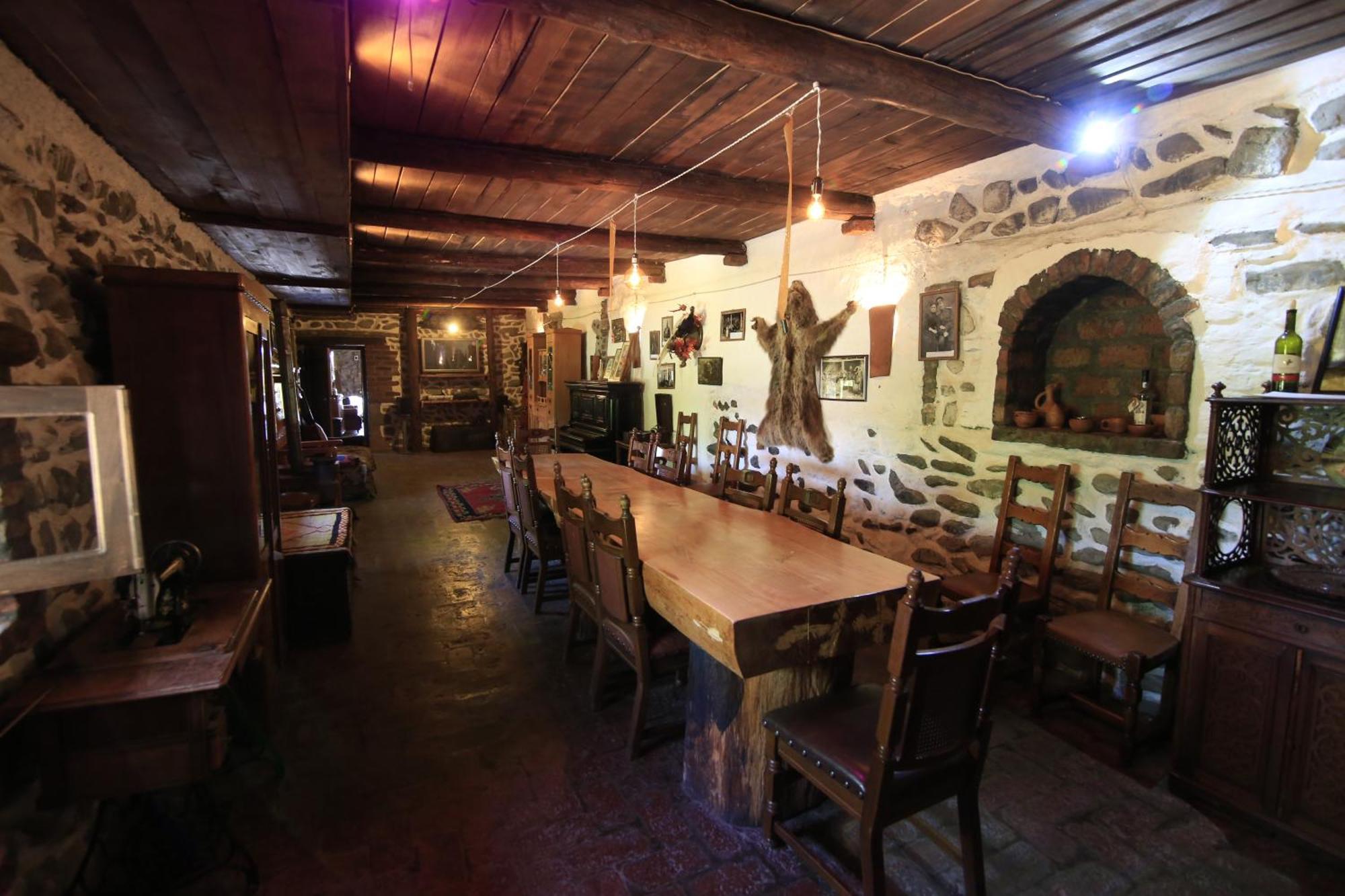 Chateau Bruale Tkhilistskaro Esterno foto