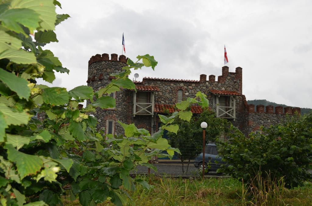 Chateau Bruale Tkhilistskaro Esterno foto